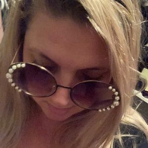 Meet your Posher, Scarlett